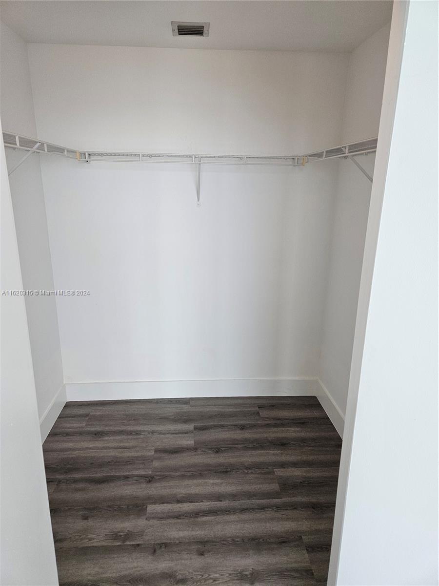 MARINABLUE CONDO - Residential