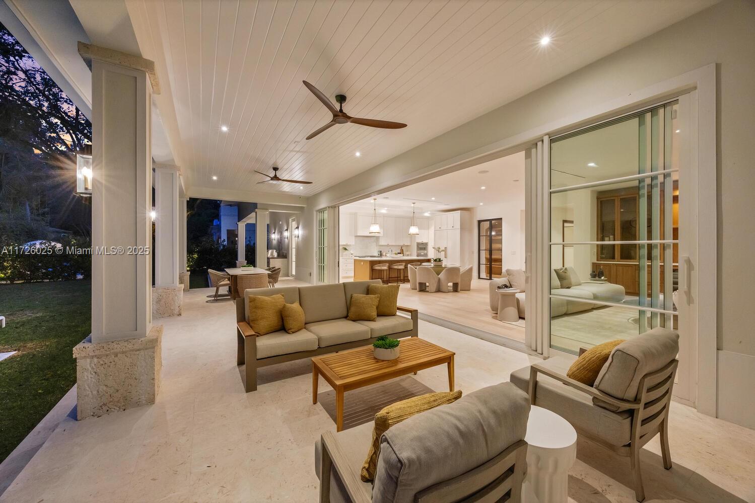 CORAL GABLES BISC BAY SEC - Residential