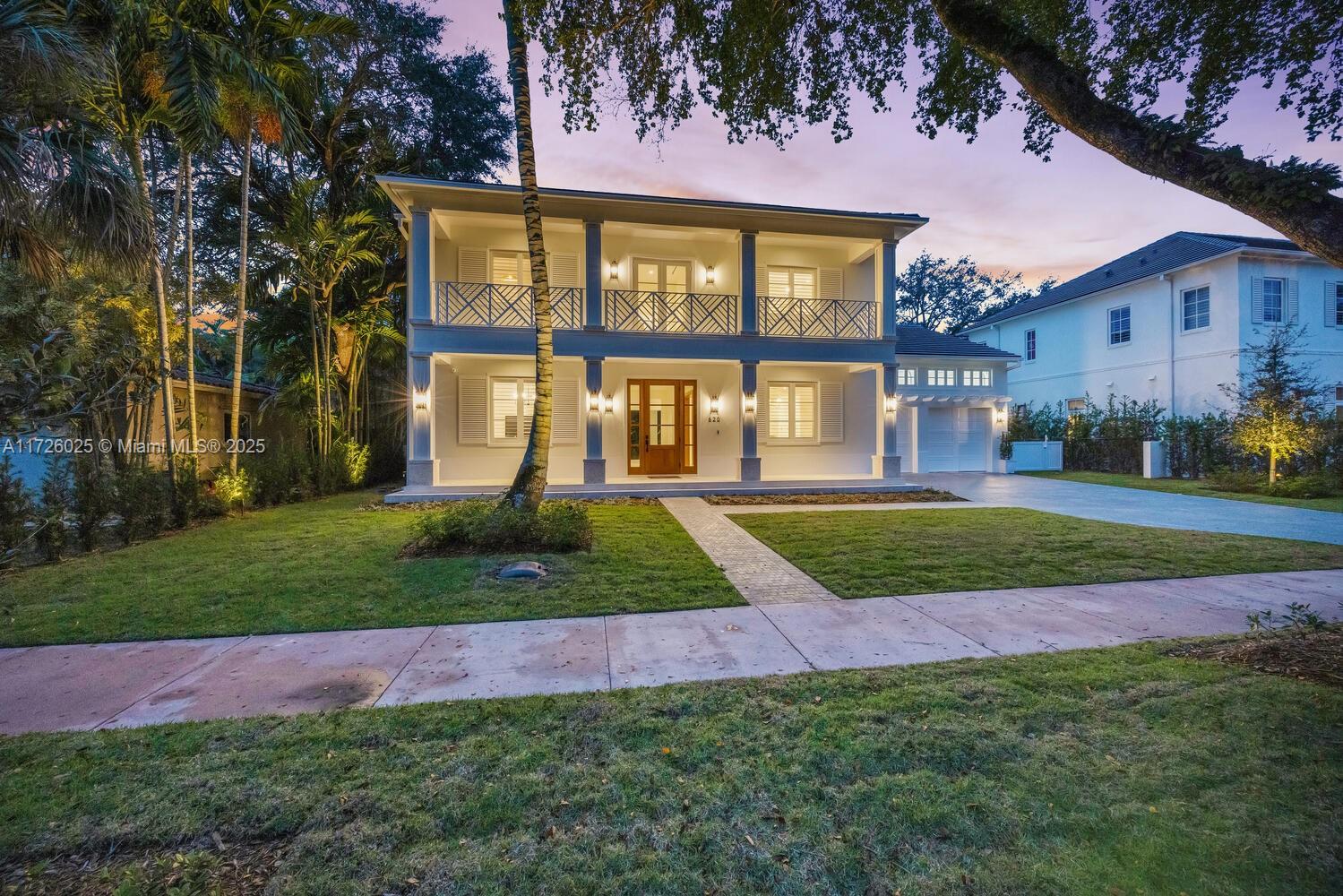 CORAL GABLES BISC BAY SEC - Residential
