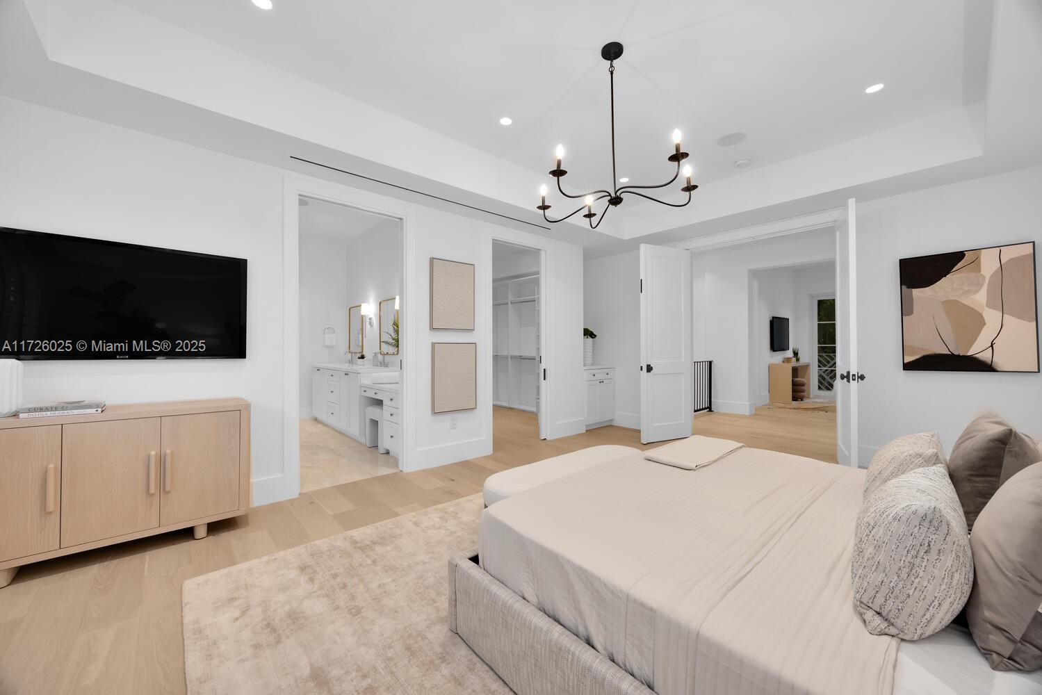 CORAL GABLES BISC BAY SEC - Residential