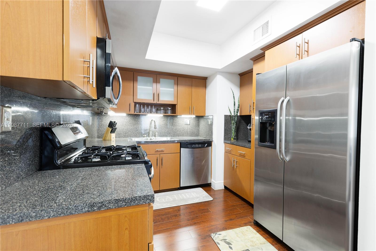 MISSIONWOOD AT MIRAMAR CO - Residential