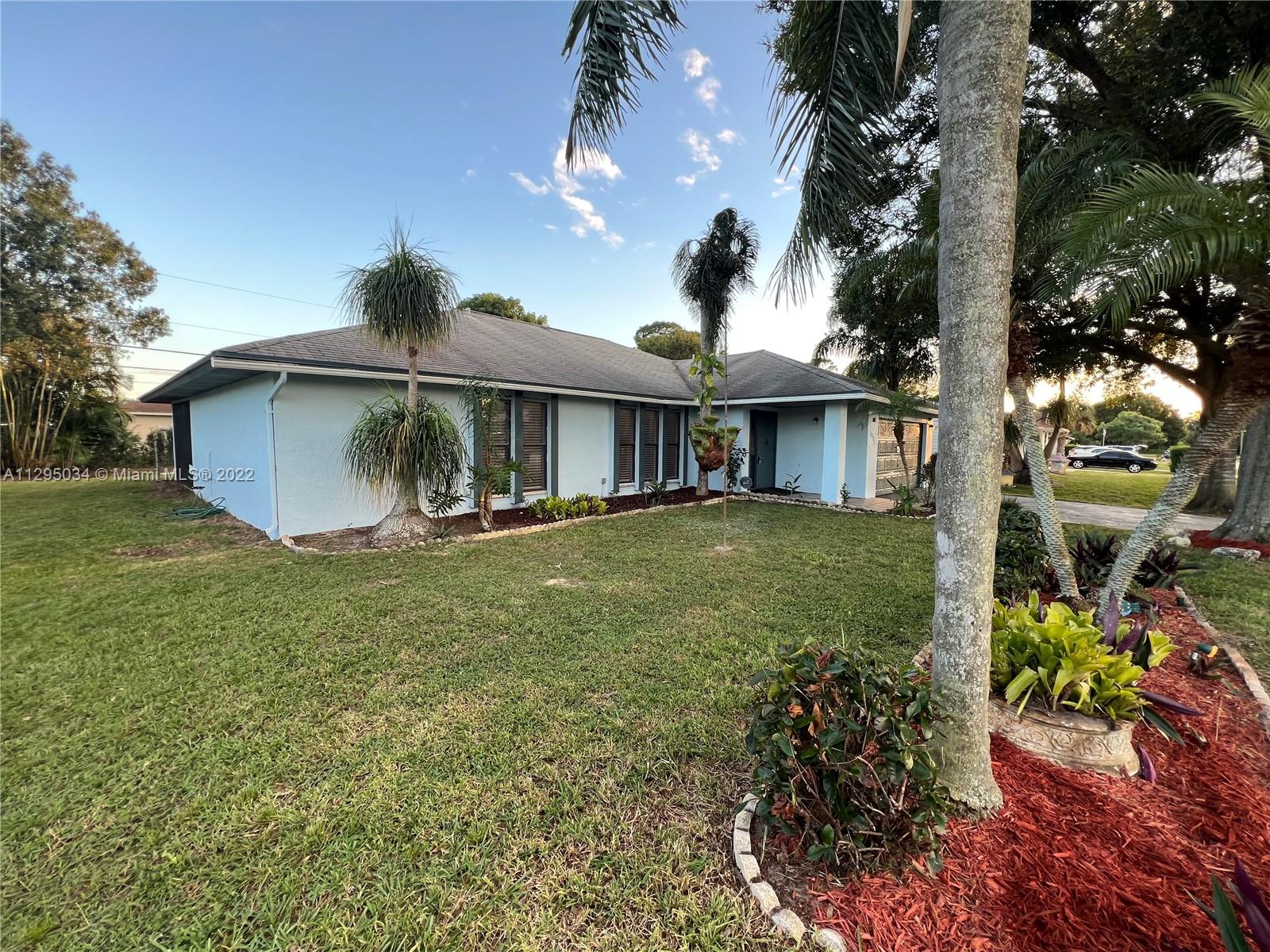 PORT ST LUCIE SECTION 11 - Residential