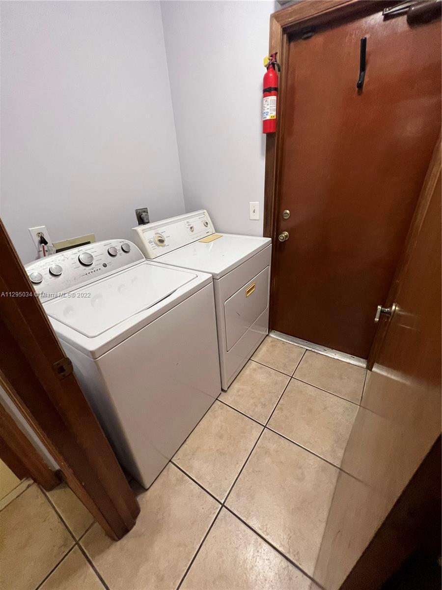 PORT ST LUCIE SECTION 11 - Residential