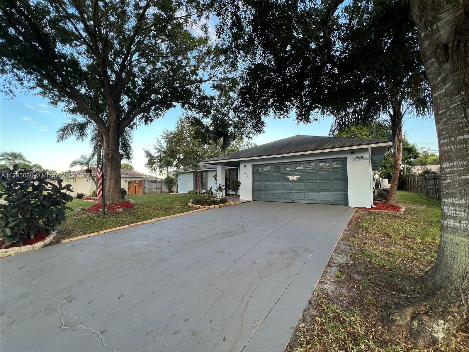 PORT ST LUCIE SECTION 11 - Residential