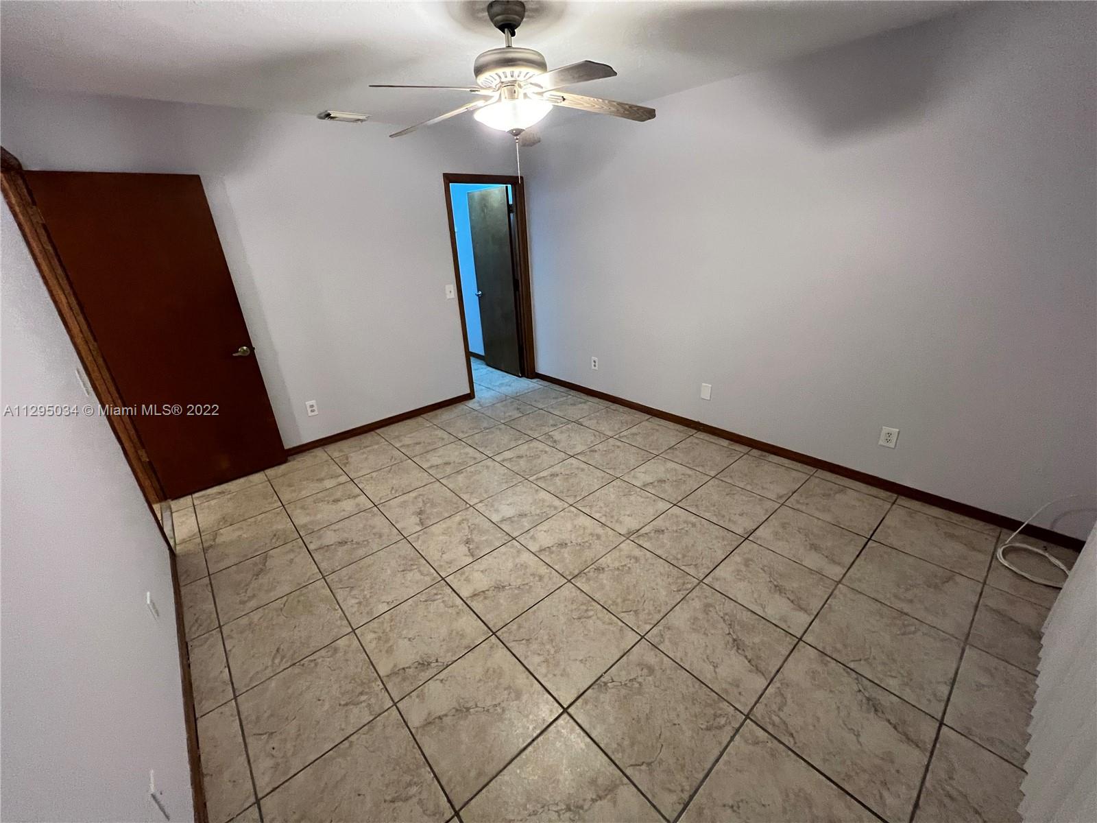 PORT ST LUCIE SECTION 11 - Residential