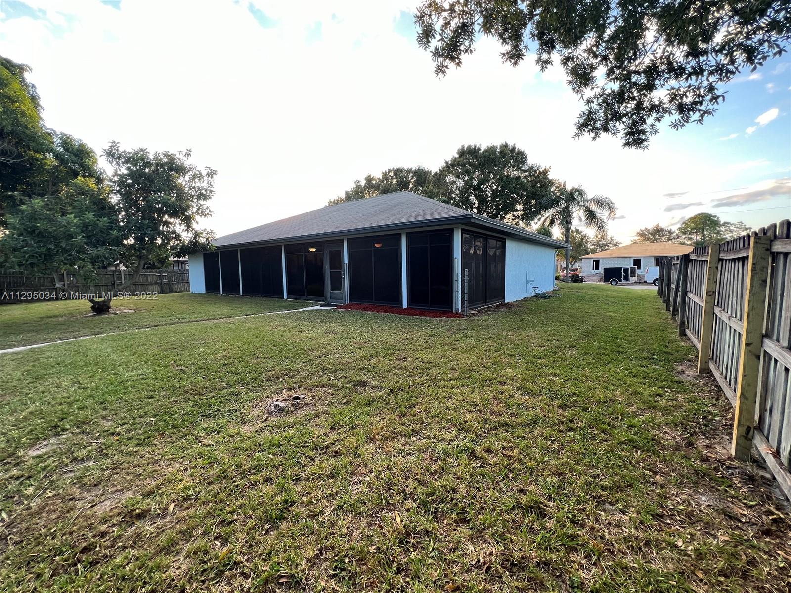PORT ST LUCIE SECTION 11 - Residential