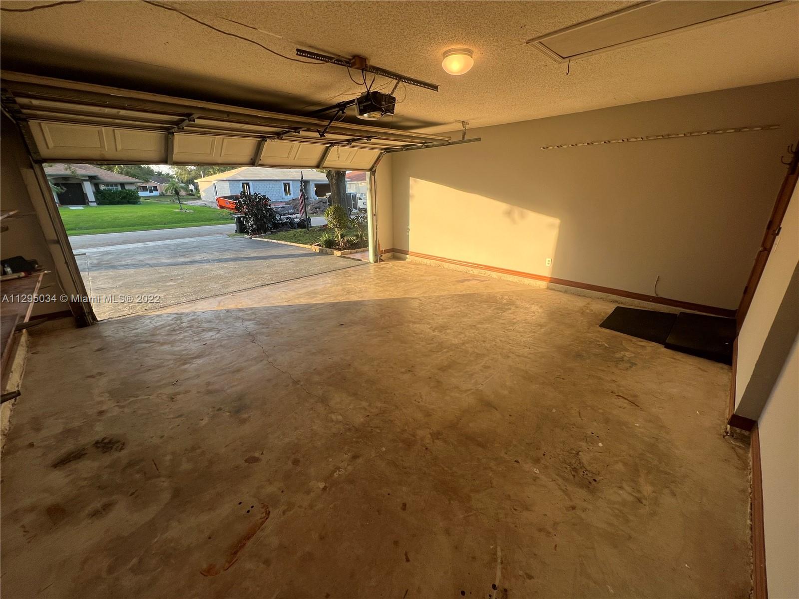 PORT ST LUCIE SECTION 11 - Residential