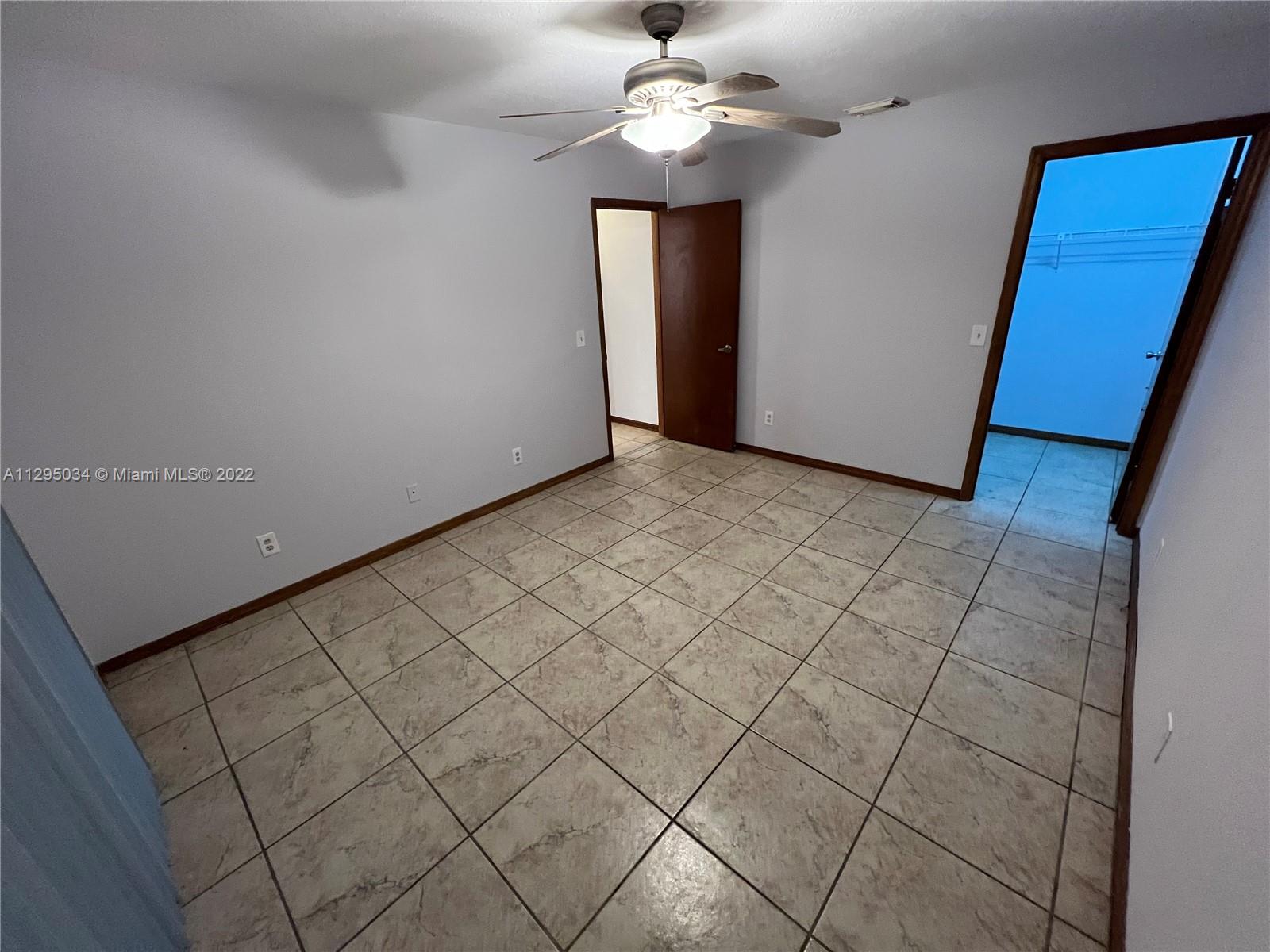 PORT ST LUCIE SECTION 11 - Residential