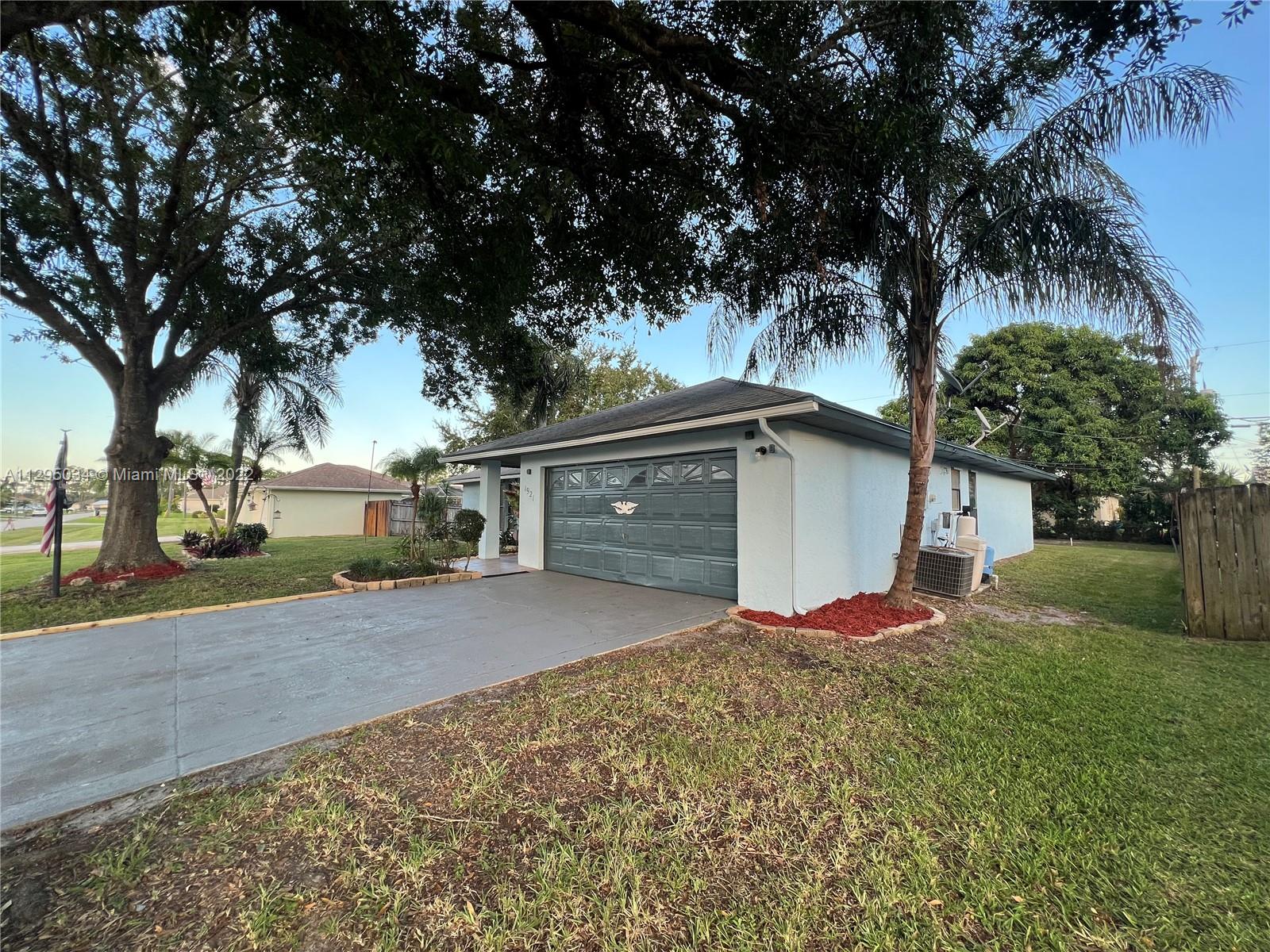 PORT ST LUCIE SECTION 11 - Residential