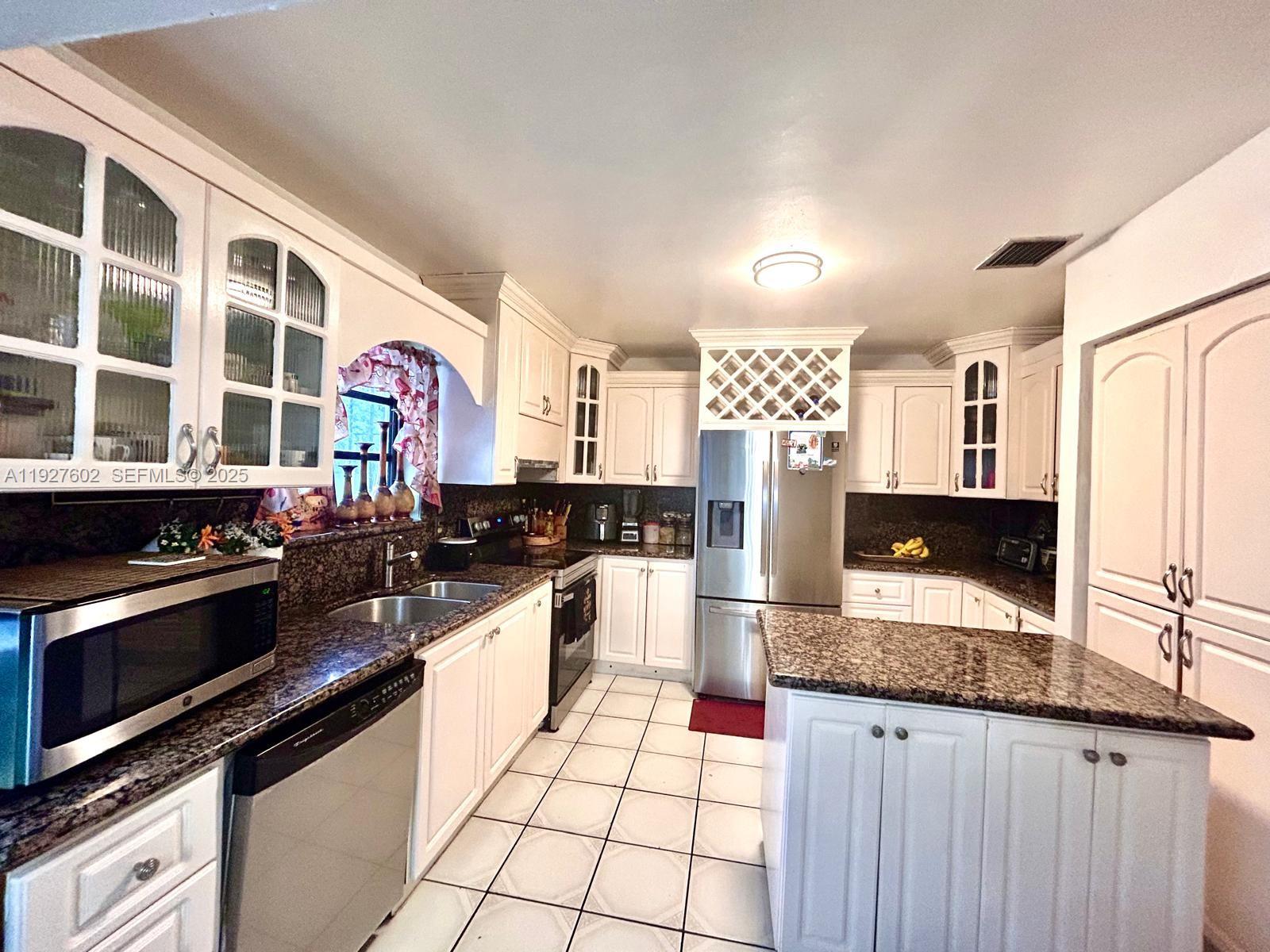 SWEETWATER GOLF COURSE TO - Residential