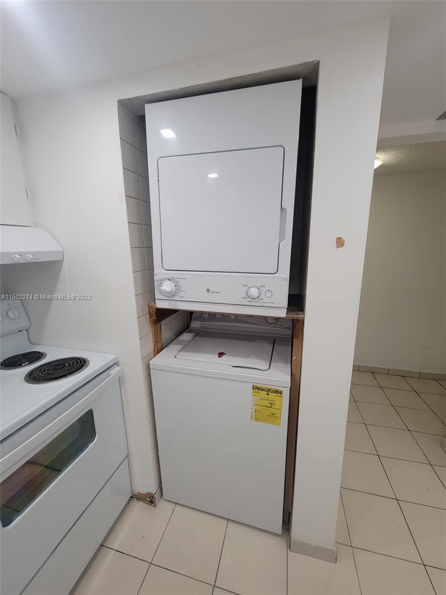 SAMARI LAKE EAST CONDO - Residential Lease