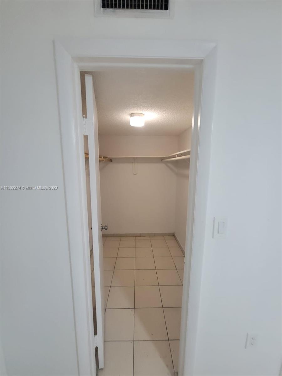 SAMARI LAKE EAST CONDO - Residential Lease