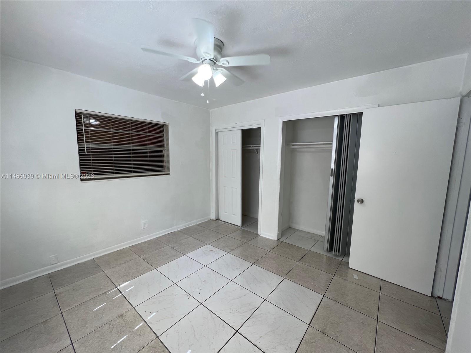 SUNSHINE VILLAS - Residential Lease