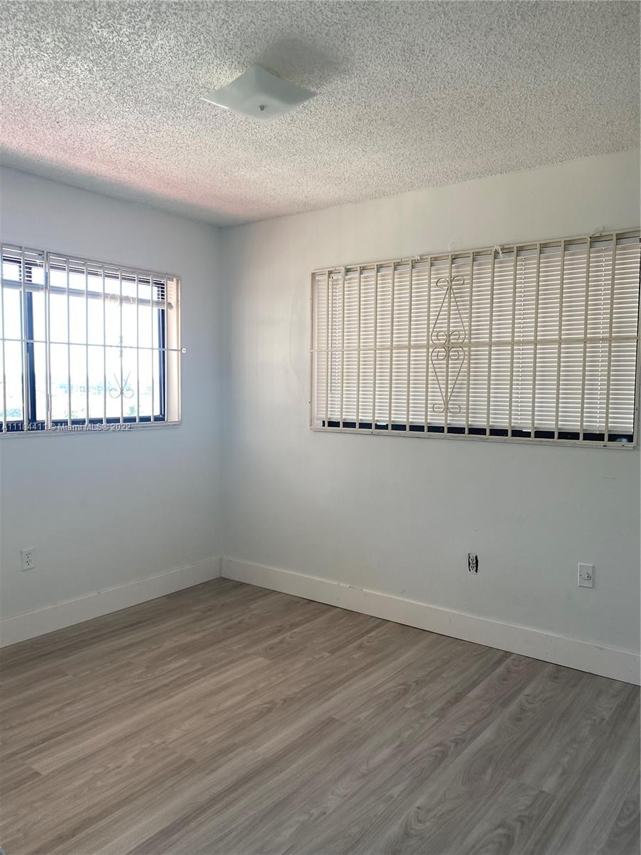 VISTA DEL LAGO I CONDO - Residential Lease