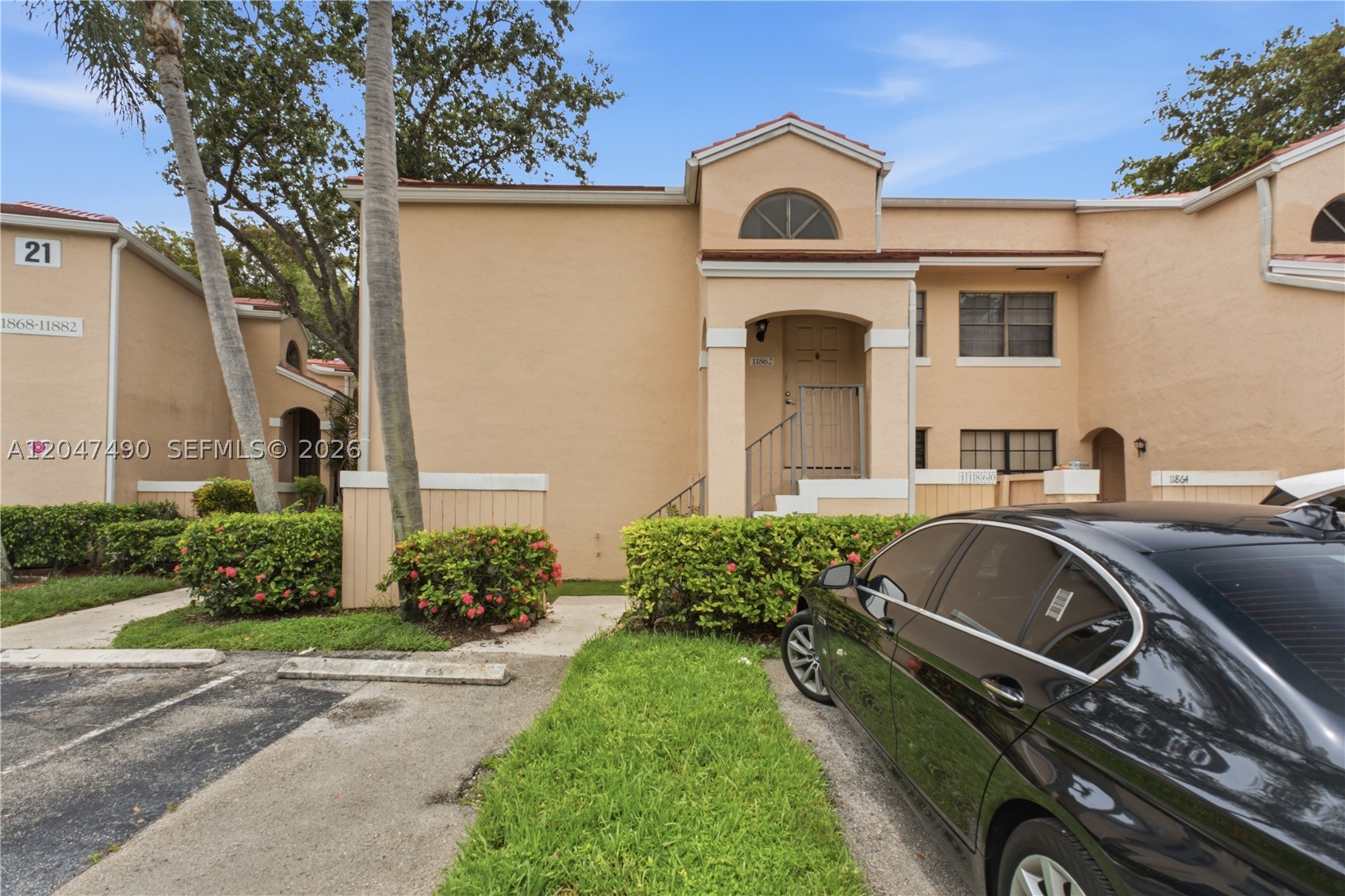 PIERPOINTE FIVE CONDO III - Residential