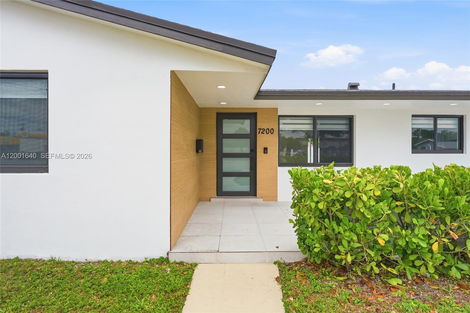 LAKE LAURENCE NORTH - Residential