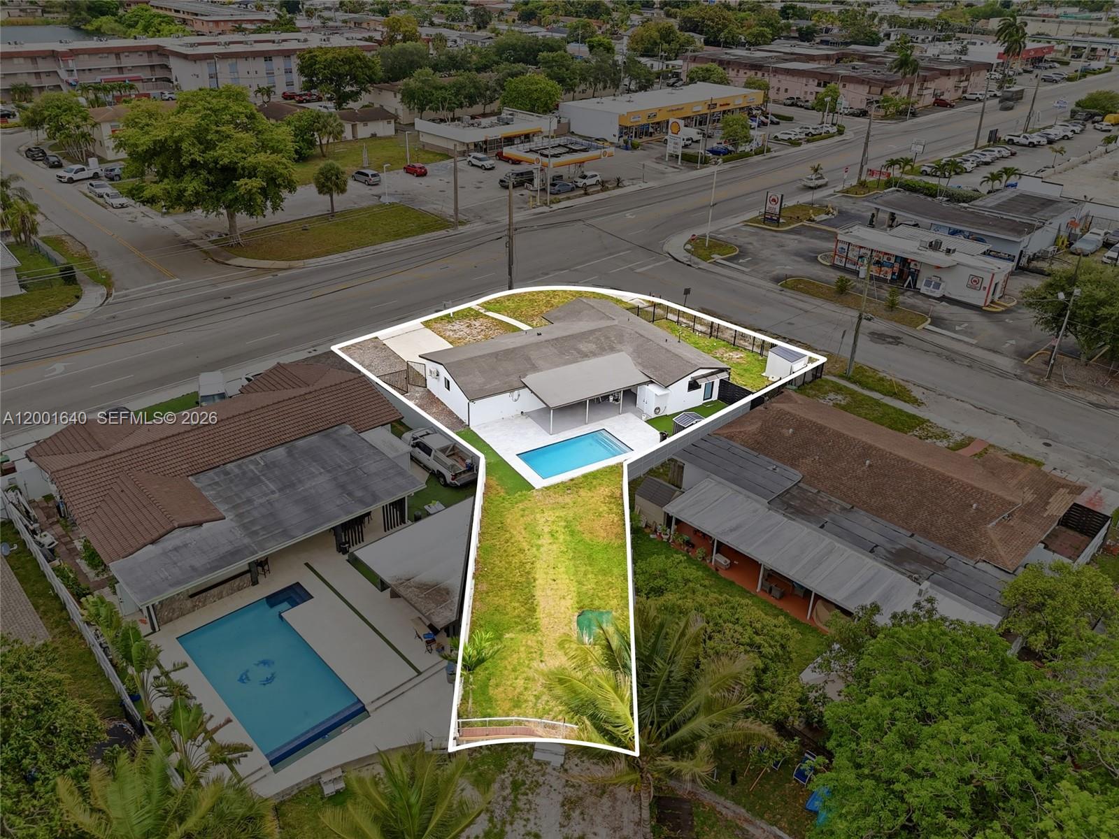 LAKE LAURENCE NORTH - Residential