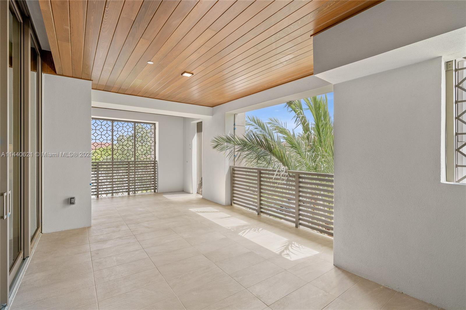 Villa Valencia - Residential Lease