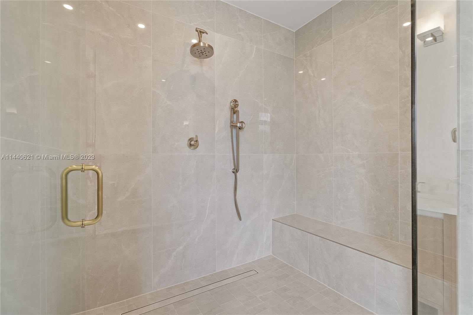 Villa Valencia - Residential Lease