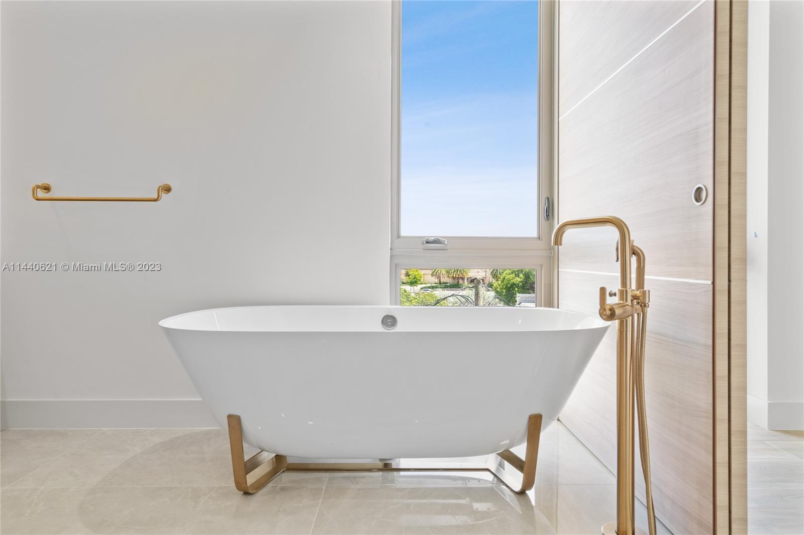 Villa Valencia - Residential Lease