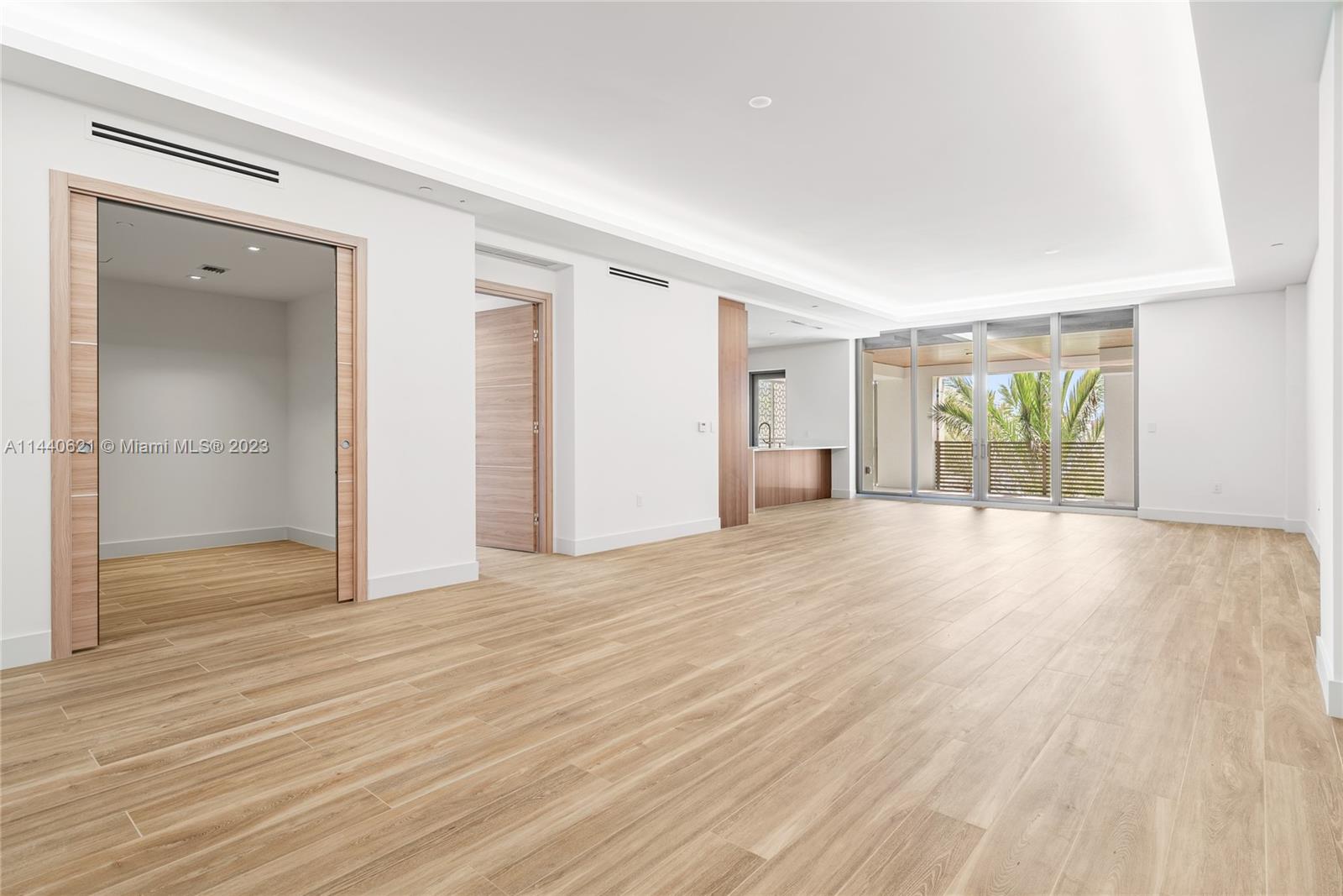Villa Valencia - Residential Lease