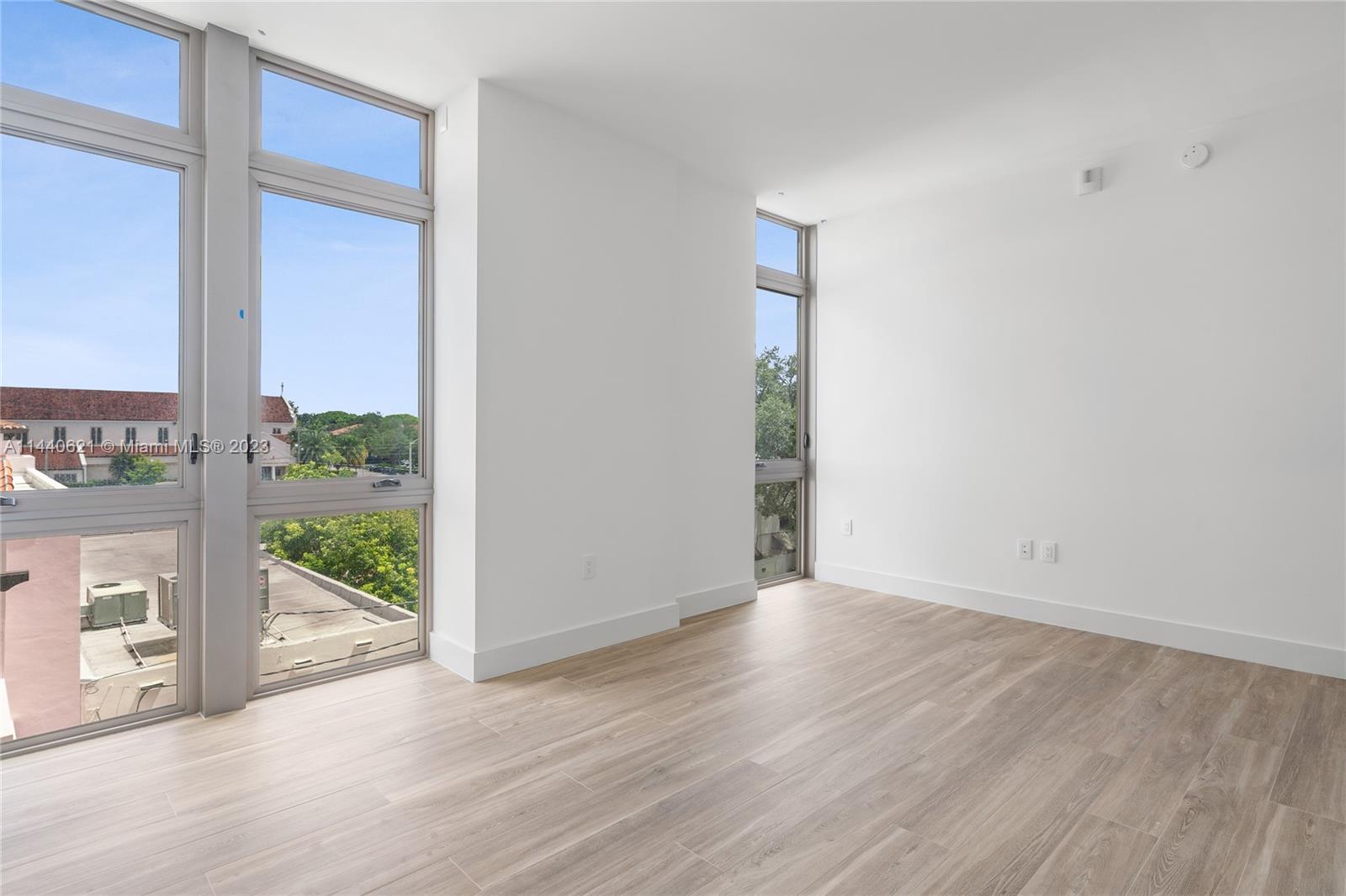 Villa Valencia - Residential Lease