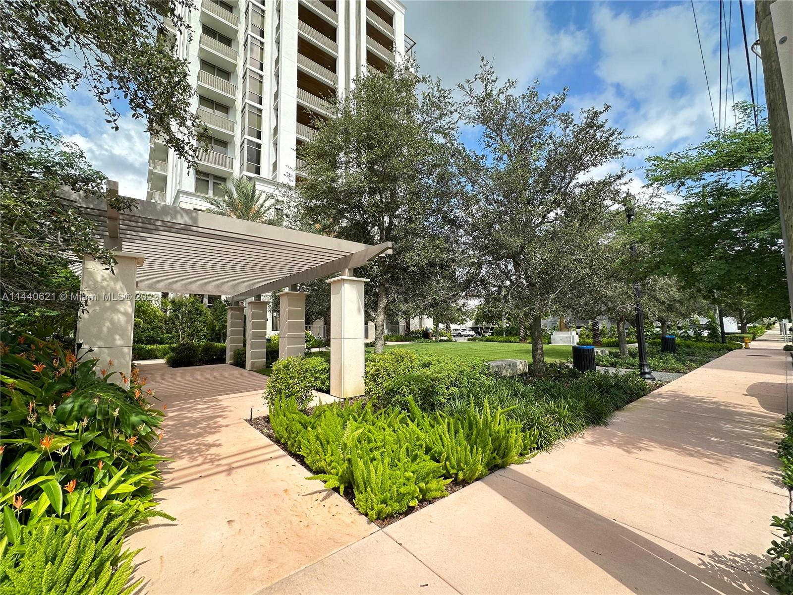 Villa Valencia - Residential Lease