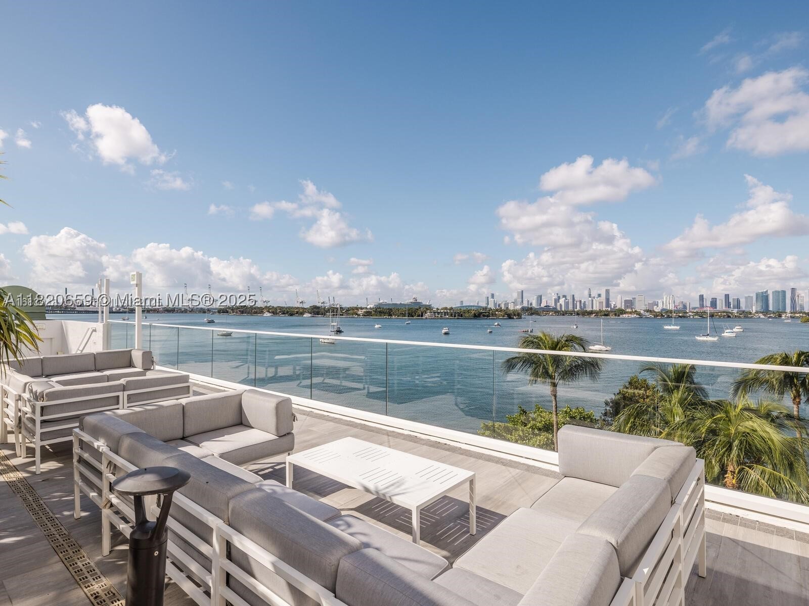 THE WAVERLY AT SOUTH BEAC - Residential