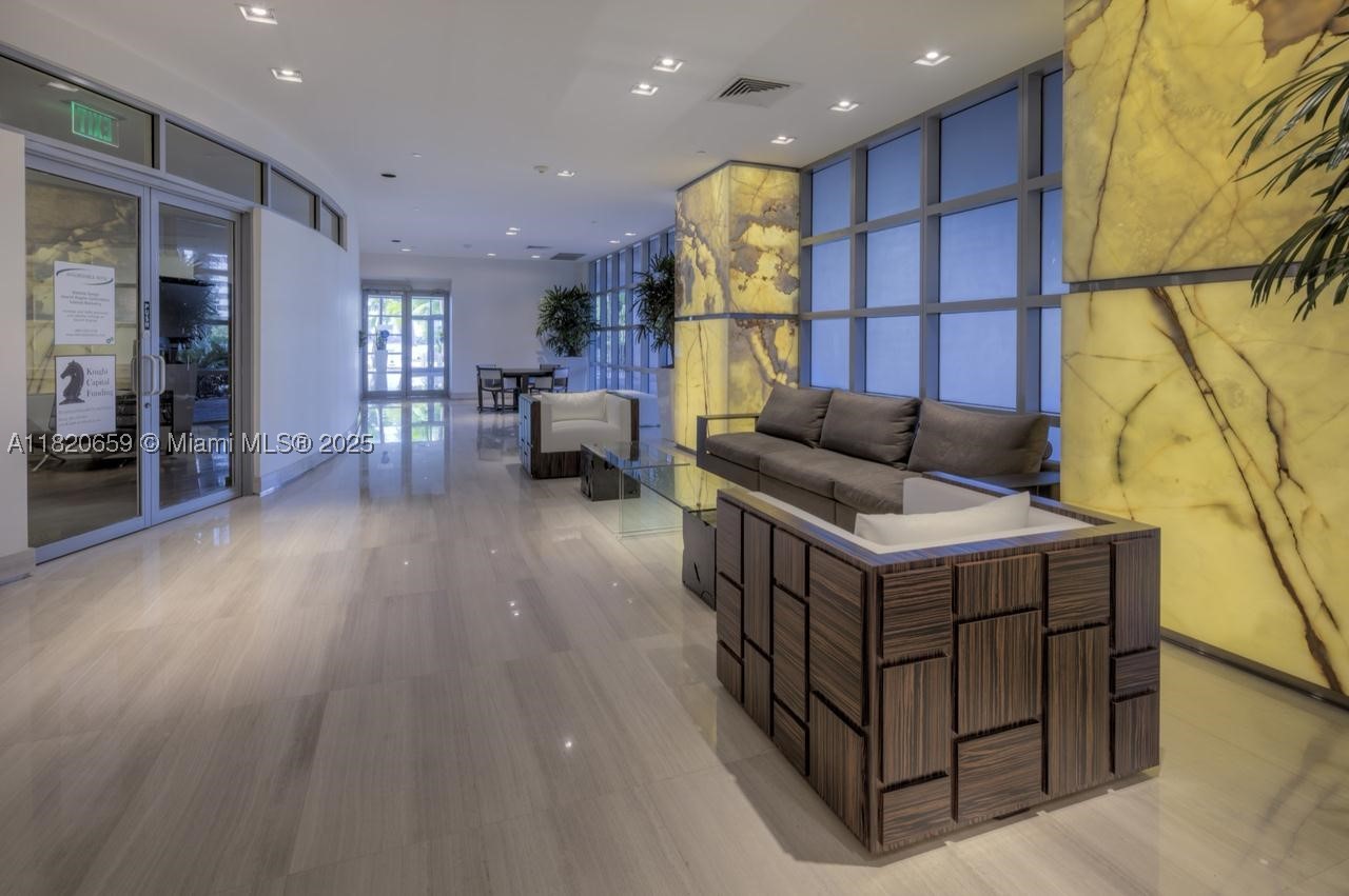 THE WAVERLY AT SOUTH BEAC - Residential