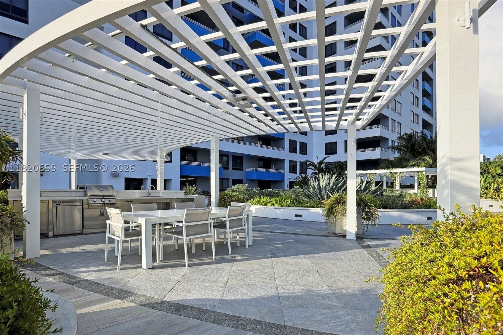 THE WAVERLY AT SOUTH BEAC - Residential
