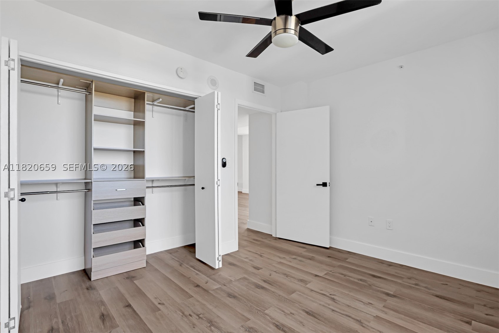 THE WAVERLY AT SOUTH BEAC - Residential