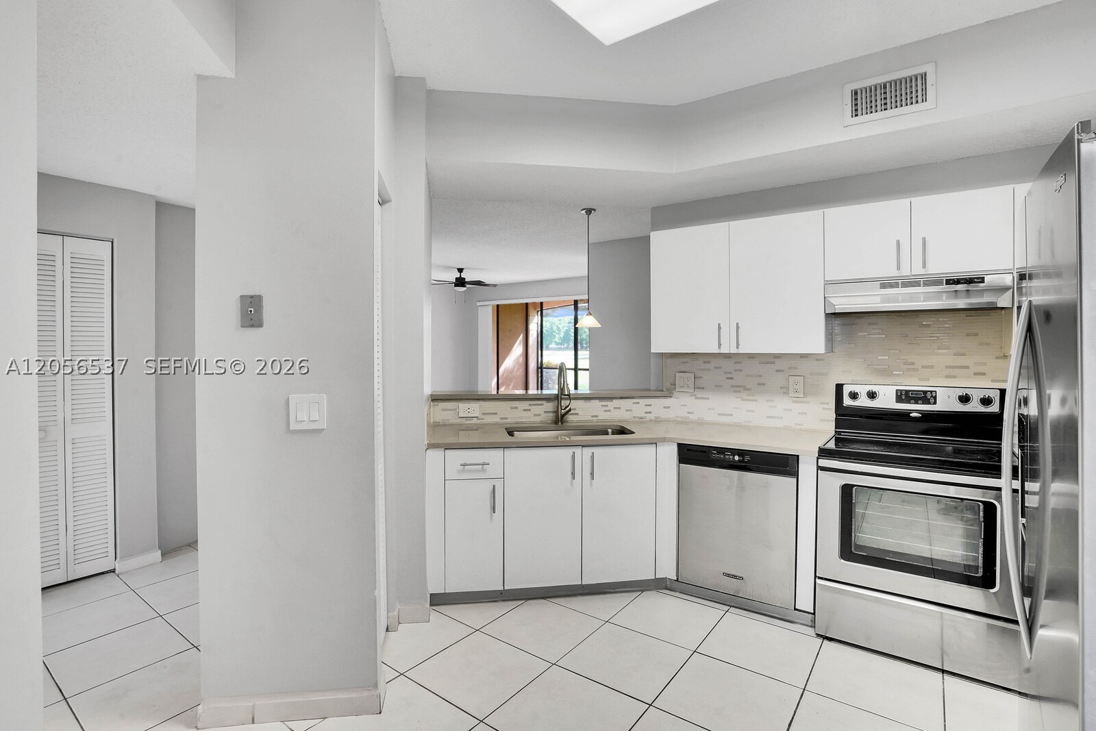 LAS VERDES CONDO - Residential Lease