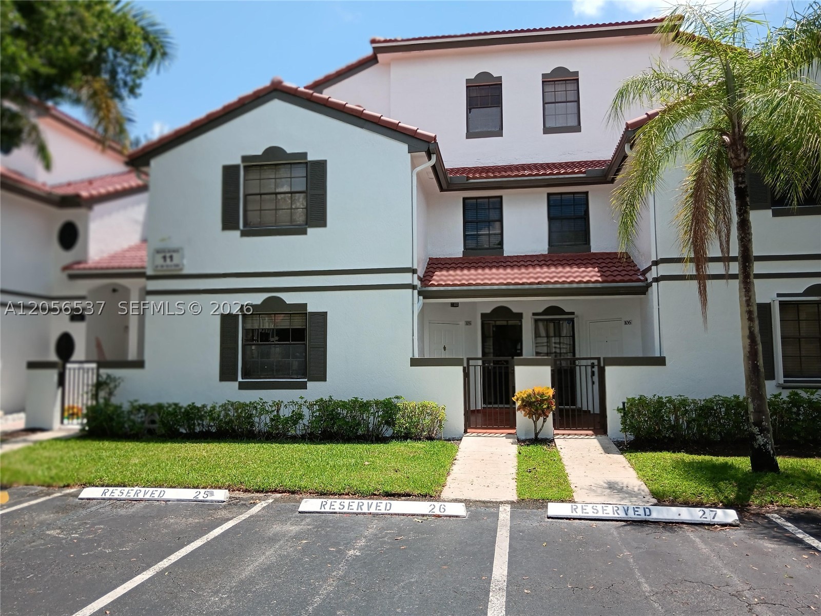 Beautiful 2/2 Condo in Grand Palms located in Pembroke Pines. Nicely updated with tile floors,SS appliances, covered and screened patio, updated bathrooms and kitchen, beautiful lakes and golf coarse views. Pet Friendly community, close to shops, restaurants, schools and hospitals. Gated Community with Community Pool. Perfect place to call home! Very desired neighborhood.