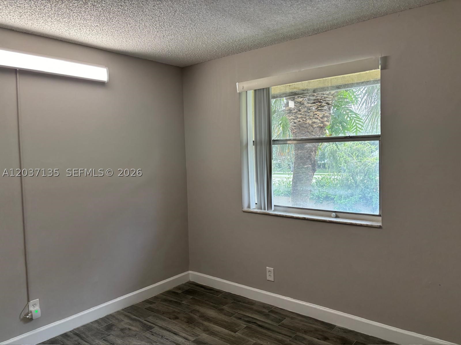 CORAL WEST CONDO - Residential Lease