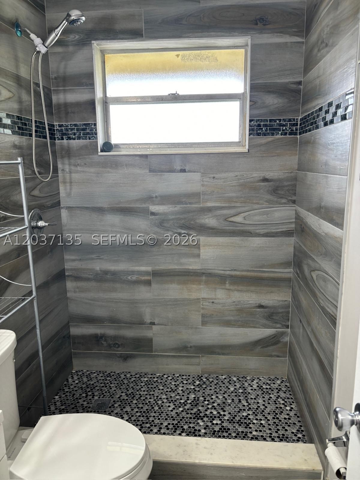 CORAL WEST CONDO - Residential Lease