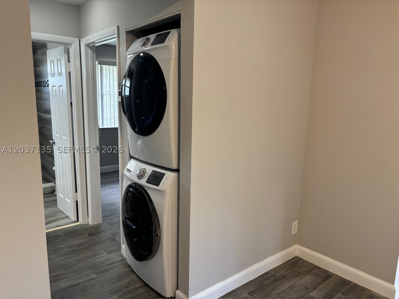 CORAL WEST CONDO - Residential Lease