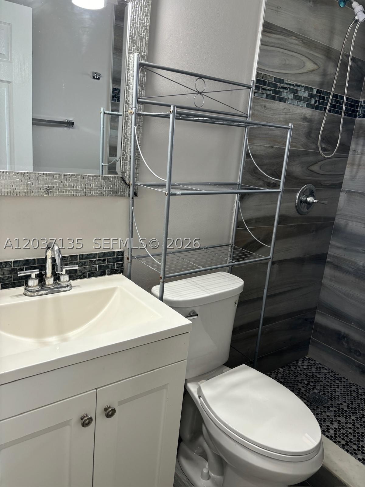 CORAL WEST CONDO - Residential Lease