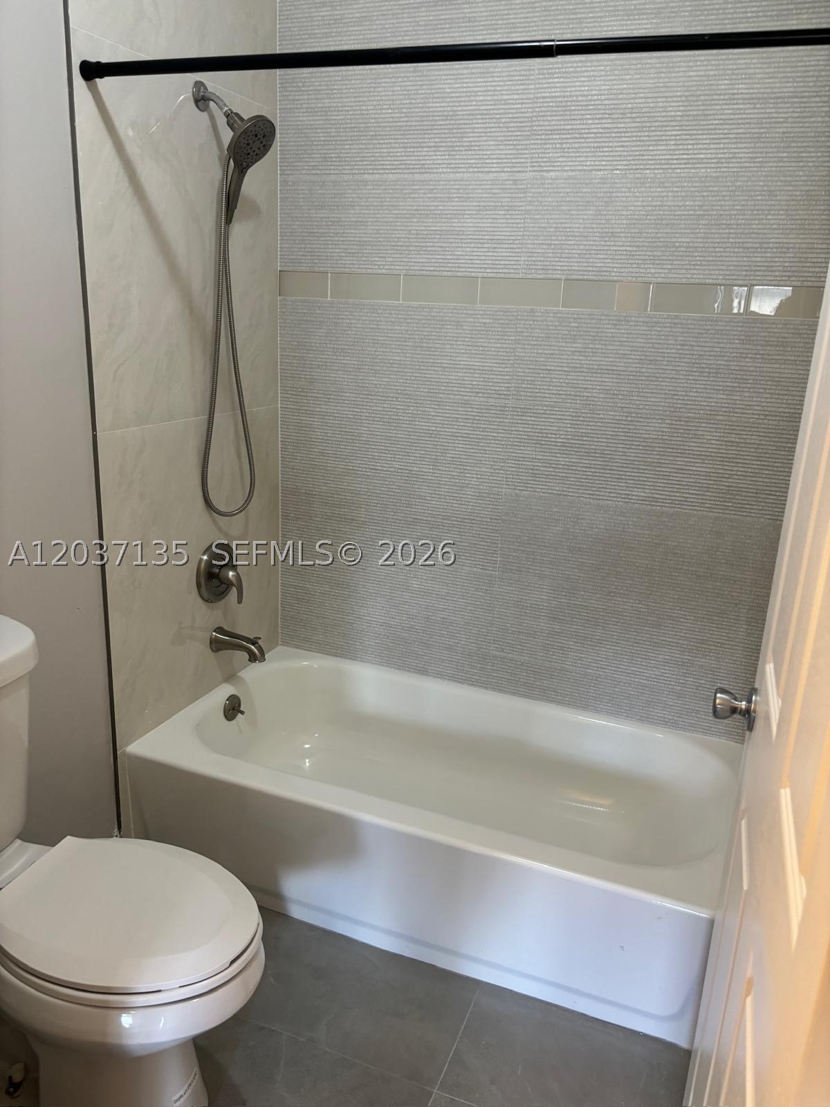 CORAL WEST CONDO - Residential Lease
