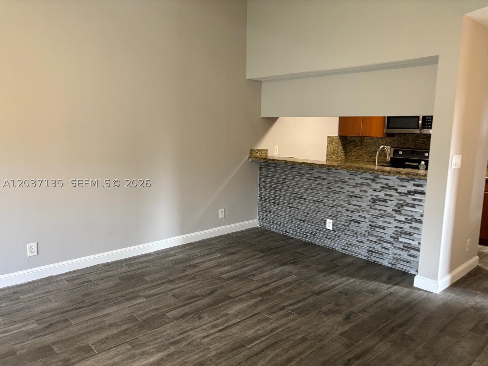 CORAL WEST CONDO - Residential Lease