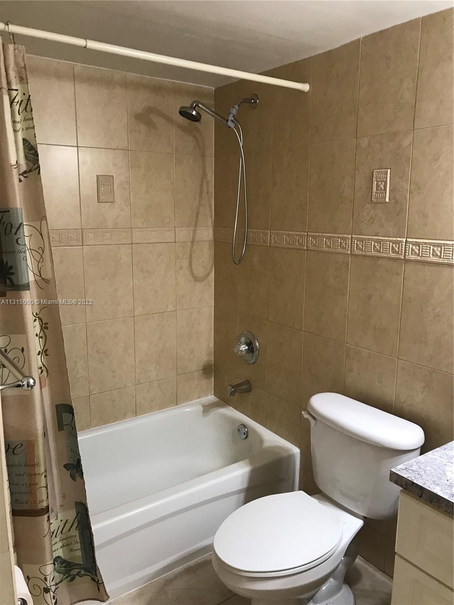 LAS VISTAS AT DORAL CONDO - Residential Lease