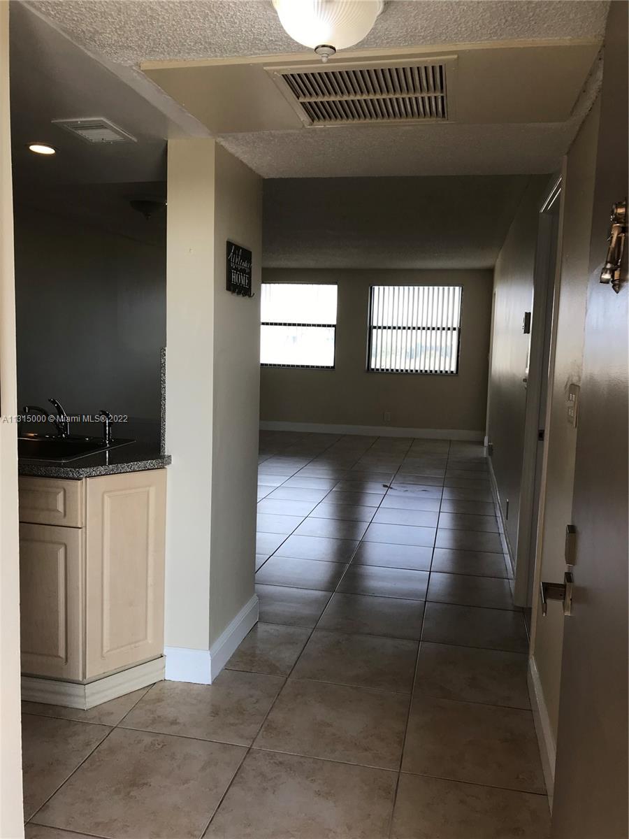 LAS VISTAS AT DORAL CONDO - Residential Lease