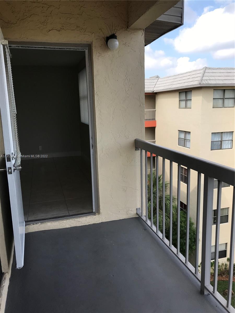 LAS VISTAS AT DORAL CONDO - Residential Lease