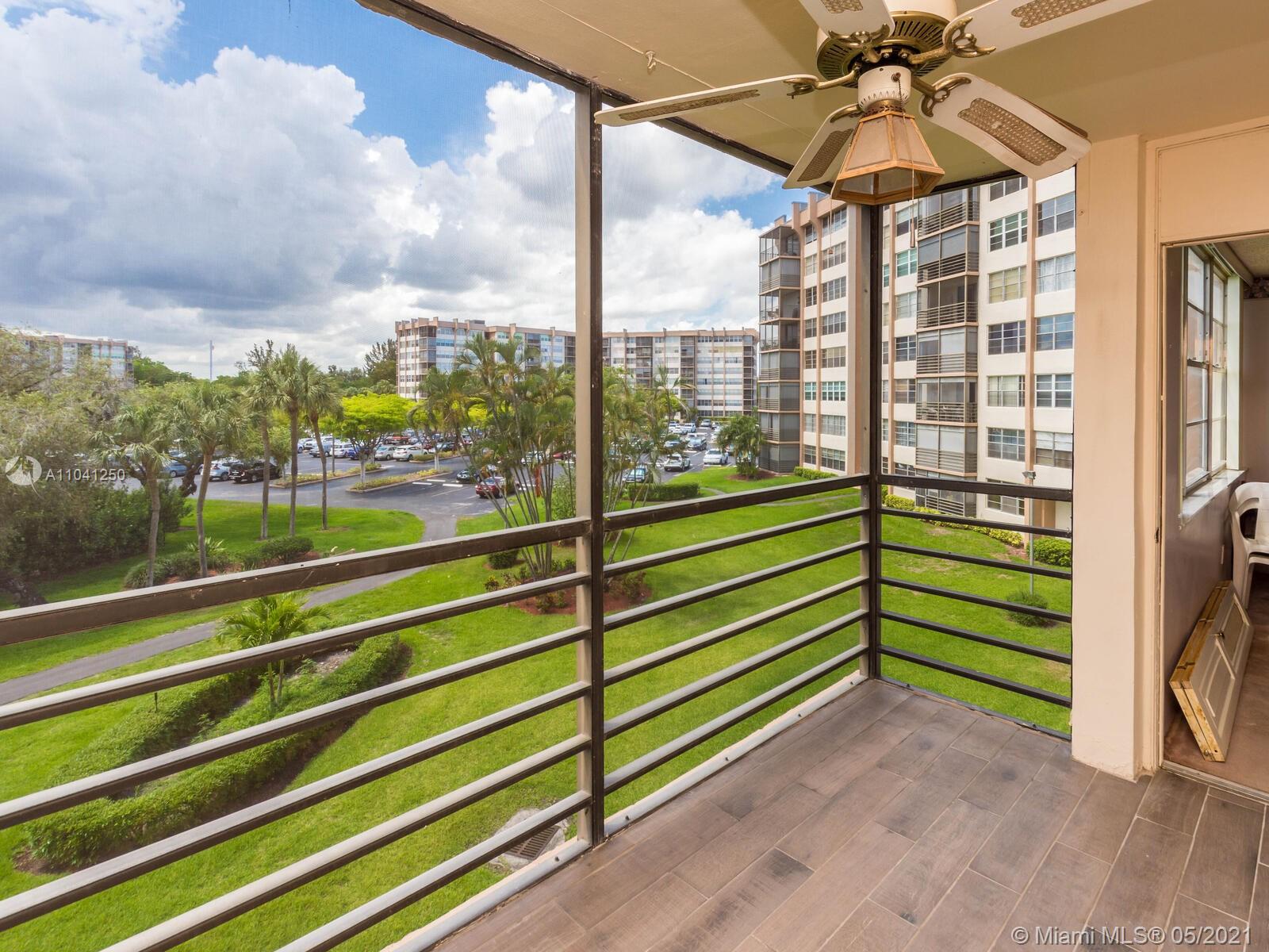 AMAZING OPPORTUNITY!!! Park Place is a world-class retirement community!!! The community features a guard at the gate, transportation, tons of activities, pools, gym and so much more!!! The condo features 1 bedroom 1.5 Bathrooms!!! Huge Patio overlooking the golf course!!! The condo is in original condition and does need some work!!! This is a great opportunity to purchase and make the condo your own style!!! This condo is a must-see!:) Click on the virtual tour to see the YouTube video walk-through tour and property website for more info!