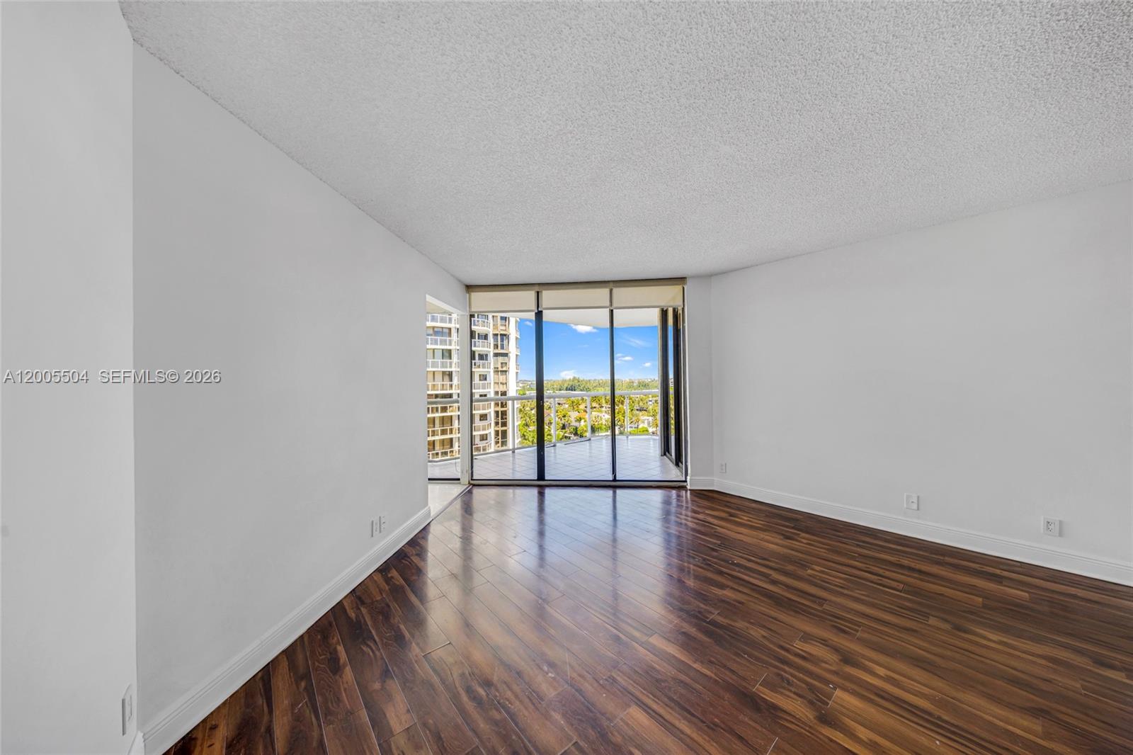 PORTSVIEW @ THE WATERWAYS - Residential