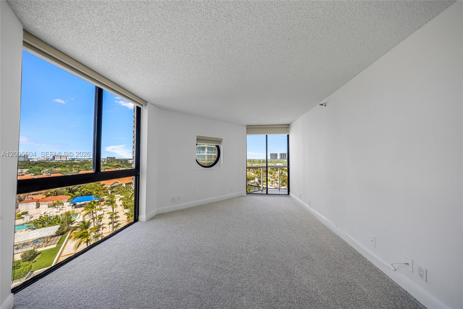 PORTSVIEW @ THE WATERWAYS - Residential