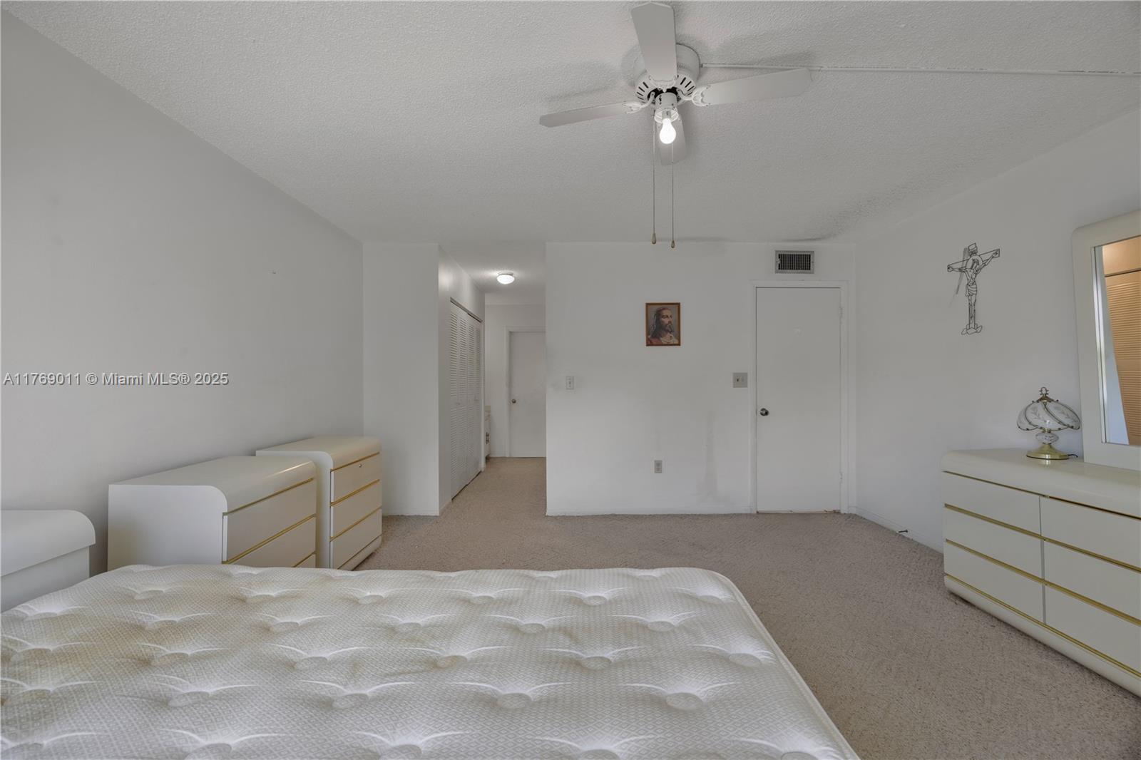 MARBELLA TOWER CONDO - Residential