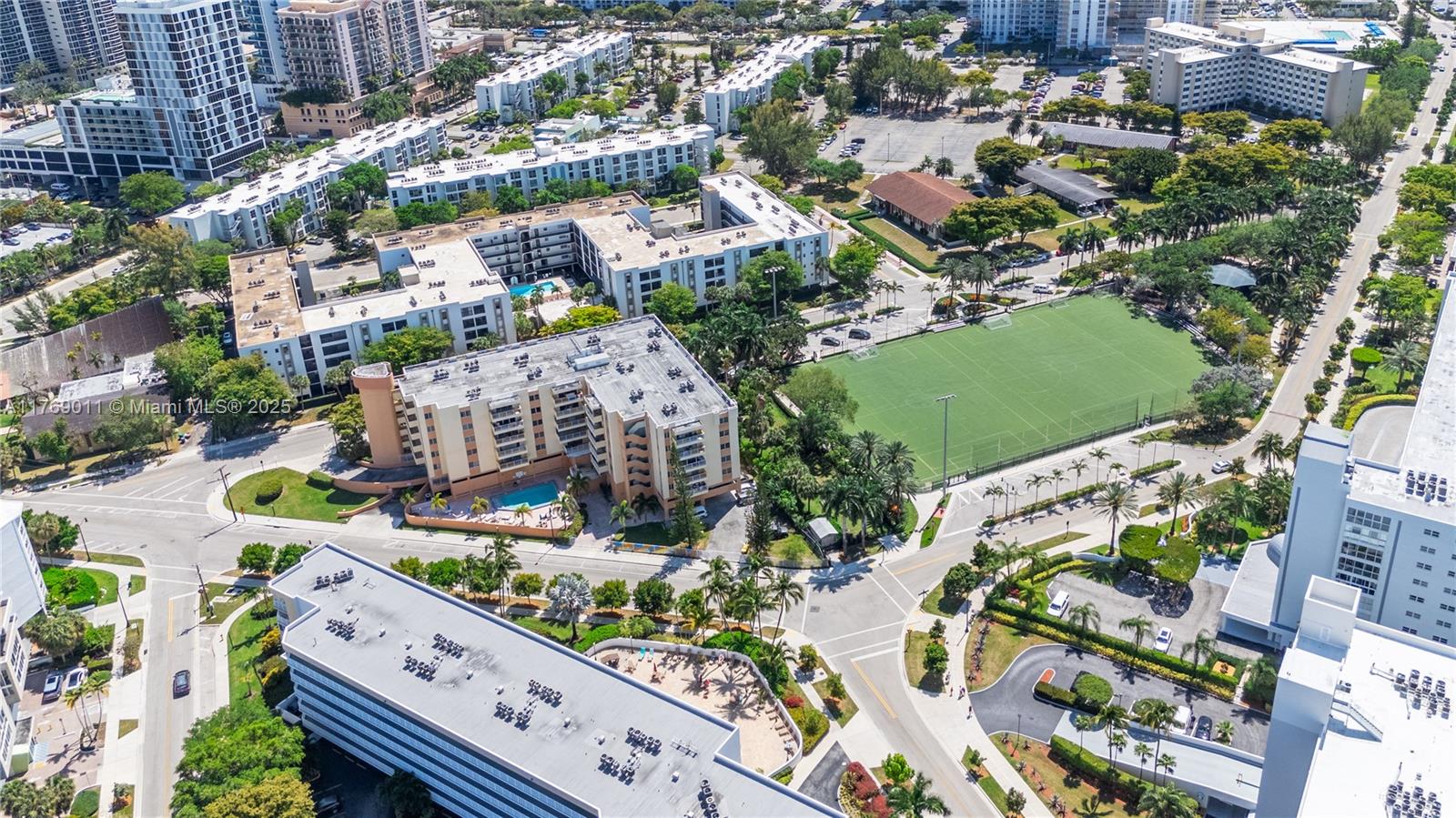 MARBELLA TOWER CONDO - Residential