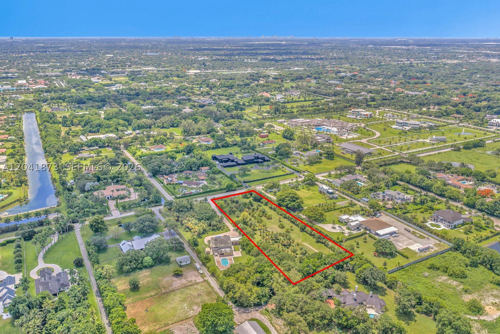 SUNSHINE RANCHES - Residential