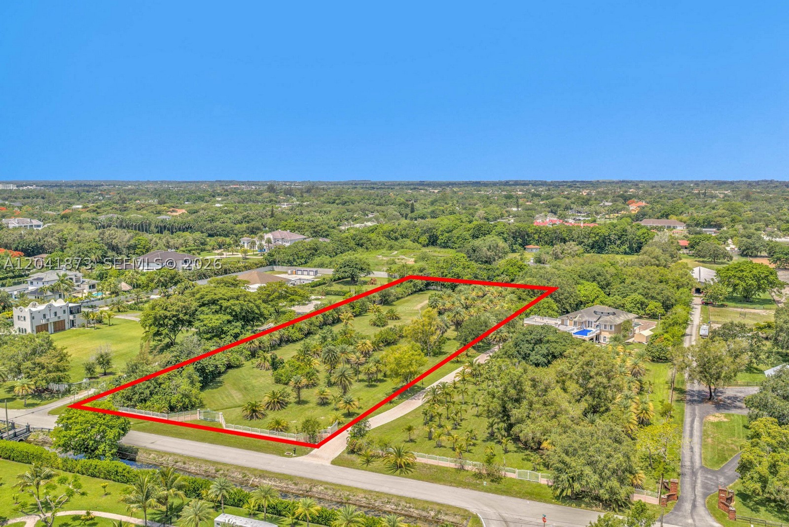 SUNSHINE RANCHES - Residential