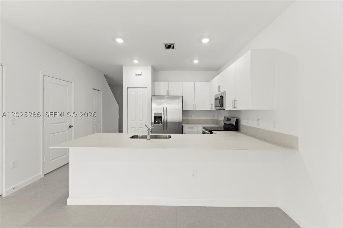 Antillia - Residential
